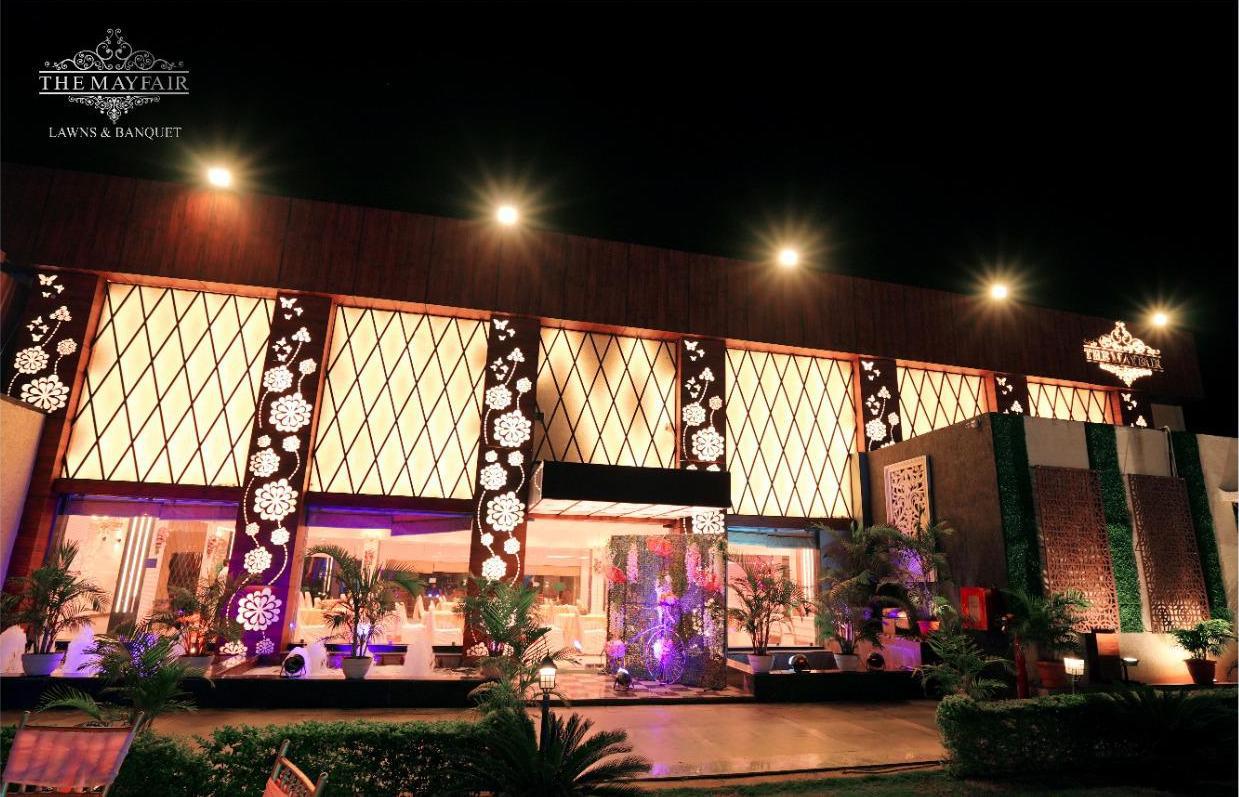 THE MAYFAIR | Lawns & Banquet